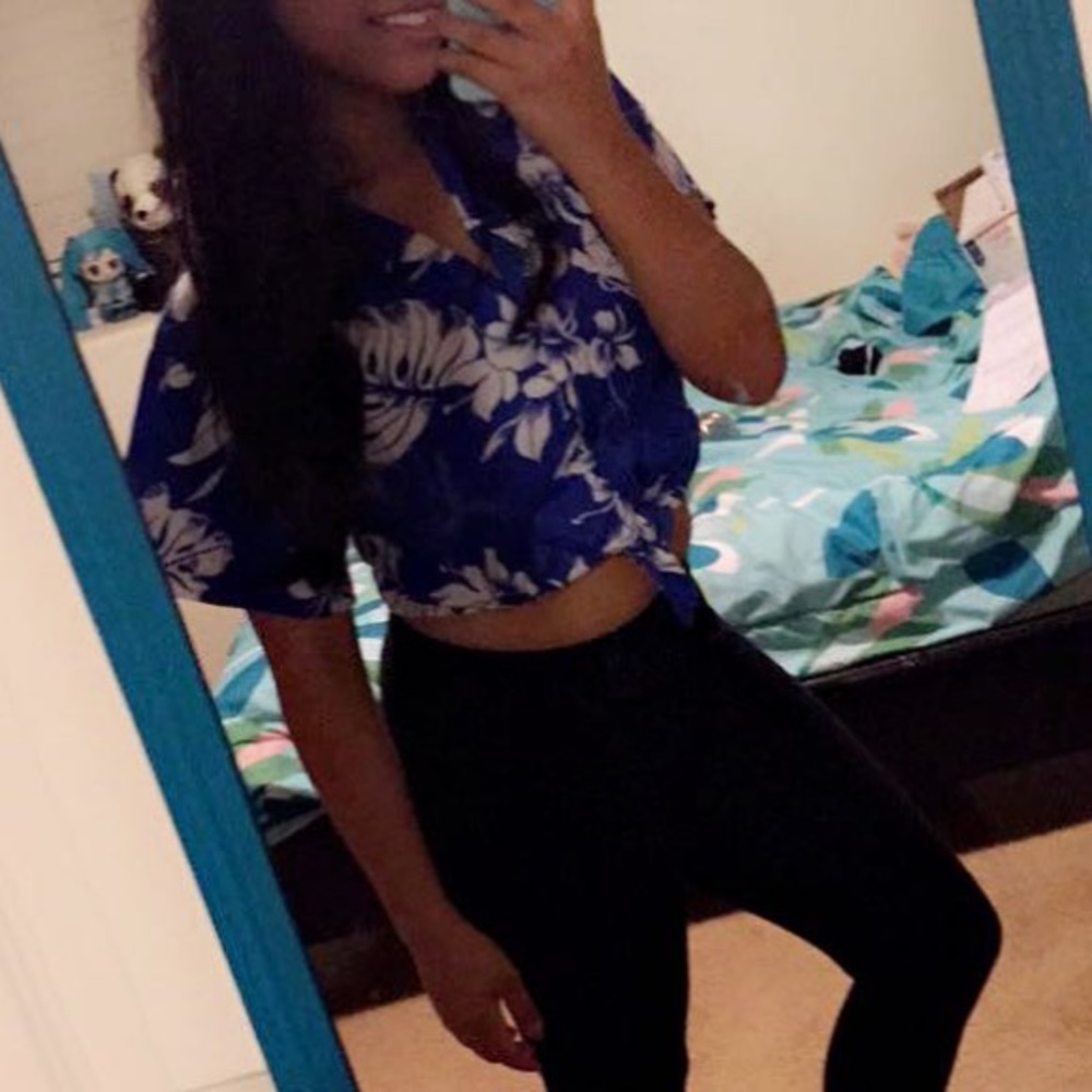 Blue Hawaiian Tie Front Crop Top Shirt